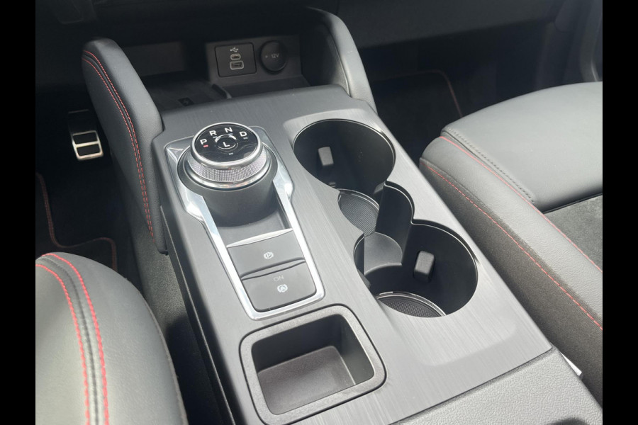 Ford Kuga 2.5 FHEV ST-Line X 190pk | Driver Assistance Pack | Winterpack | Panoramadak | Technology Pack | Geen Stekker nodig | All Season banden