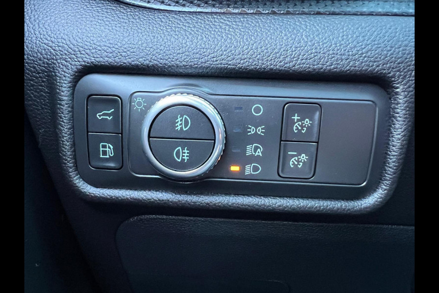 Ford Explorer 3.0 V6 EcoBoost PHEV ST-Line Ford Explorer 3.0 V6 EcoBoost PHEV ST-Line