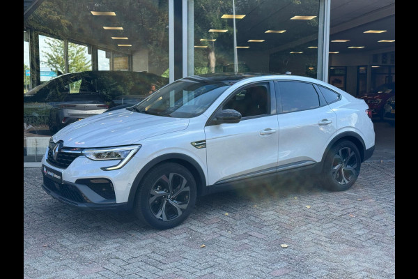 Renault Arkana TCe 140 R.S. line Groot navi / Zwart dak / Metallic / Stoel & stuurwiel verw.