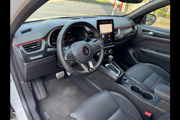 Renault Arkana TCe 140 R.S. line Groot navi / Zwart dak / Metallic / Stoel & stuurwiel verw.