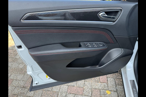 Renault Arkana TCe 140 R.S. line Groot navi / Zwart dak / Metallic / Stoel & stuurwiel verw.