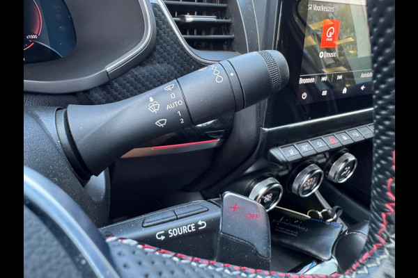 Renault Arkana TCe 140 R.S. line Groot navi / Zwart dak / Metallic / Stoel & stuurwiel verw.