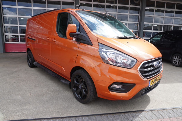 Ford Transit Custom 340 2.0 TDCI 170PK L2H1 Limited nr. V182 | Airco | Cruise | Navi | trekhaak