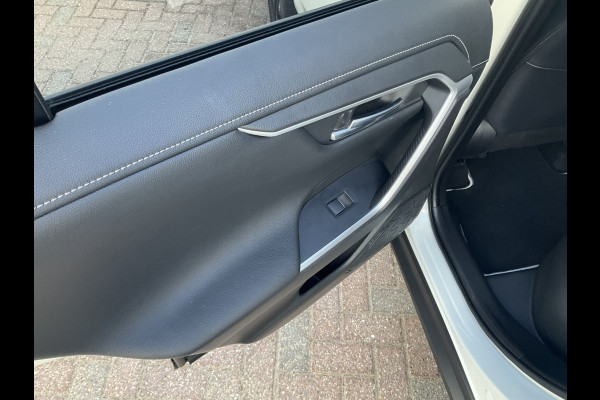 Toyota RAV4 2.5 Hybrid Executive Leer Stoelverw. Carplay Adapt.Cruise DAB