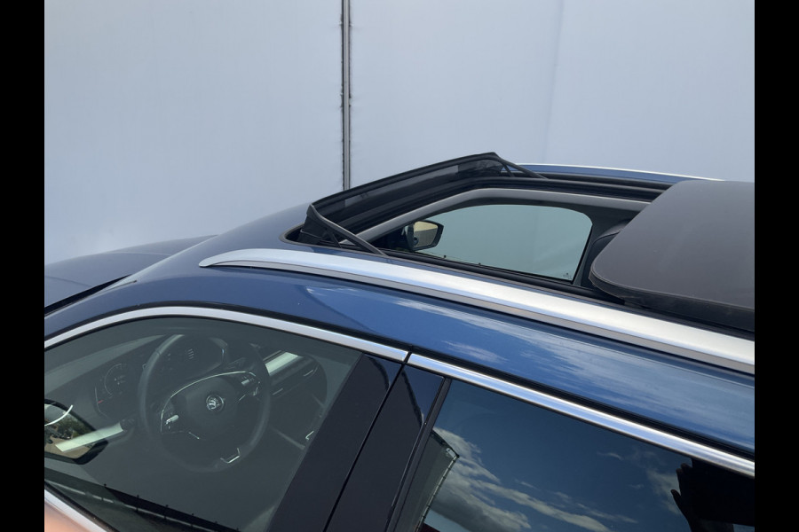 Škoda Octavia Combi 1.4 TSI iV PHEV Business Edition Plus Pano.dak Stoel/Stuur verw.