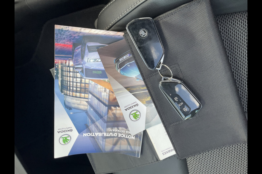 Škoda Octavia Combi 1.4 TSI iV PHEV Business Edition Plus Pano.dak Stoel/Stuur verw.
