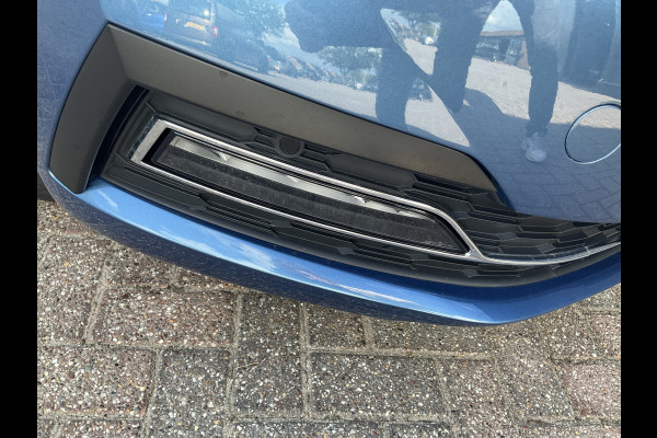 Škoda Octavia Combi 1.4 TSI iV PHEV Business Edition Plus Pano.dak Stoel/Stuur verw.
