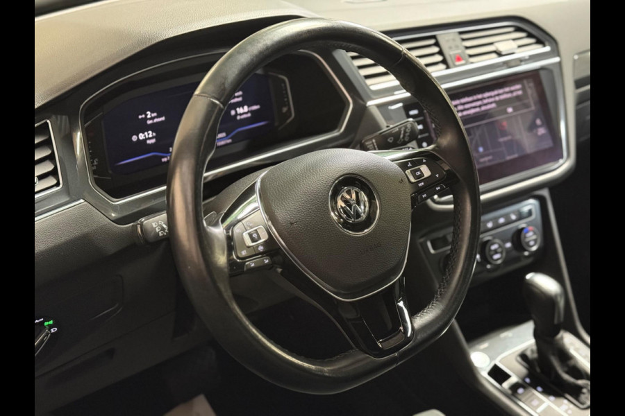 Volkswagen Tiguan Allspace 1.5 TSI Highline Business R 7p. | Trekhaak | ACC | keyless | pano | 20 inch