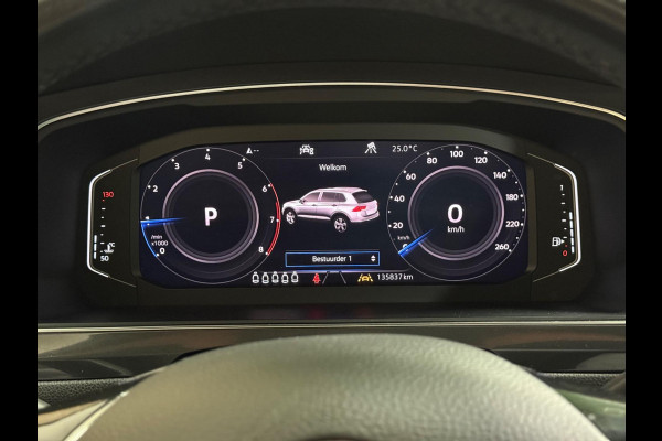 Volkswagen Tiguan Allspace 1.5 TSI Highline Business R 7p. | Trekhaak | ACC | keyless | pano | 20 inch