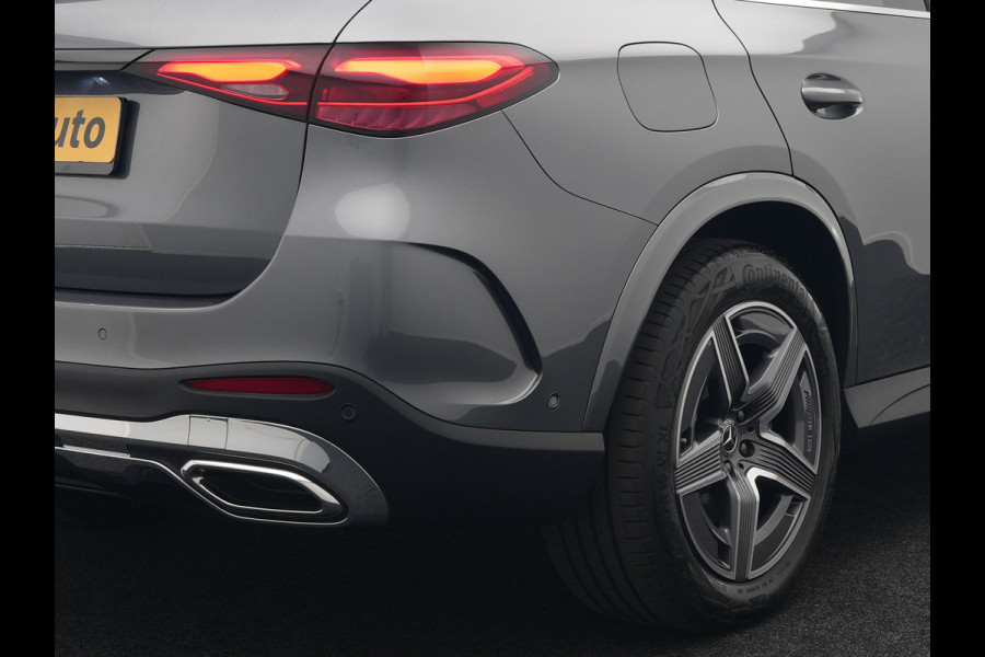 Mercedes-Benz GLC 300e 4MATIC AMG Line Plug In Hybrid 313pk PHEV | Luchtvering | Trekhaak af Fabriek | Panodak | Adaptive Cruise | 4 Wielbesturing | 360 Camera |  Lederen Sportstoelen Massage & Ventilatie |