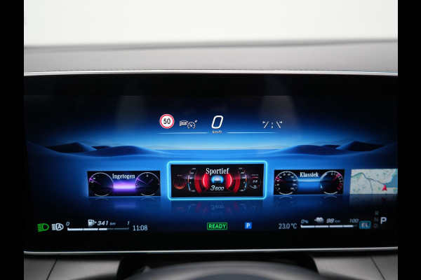 Mercedes-Benz GLC 300e 4MATIC AMG Line Plug In Hybrid 313pk PHEV | Luchtvering | Trekhaak af Fabriek | Panodak | Adaptive Cruise | 4 Wielbesturing | 360 Camera |  Lederen Sportstoelen Massage & Ventilatie |