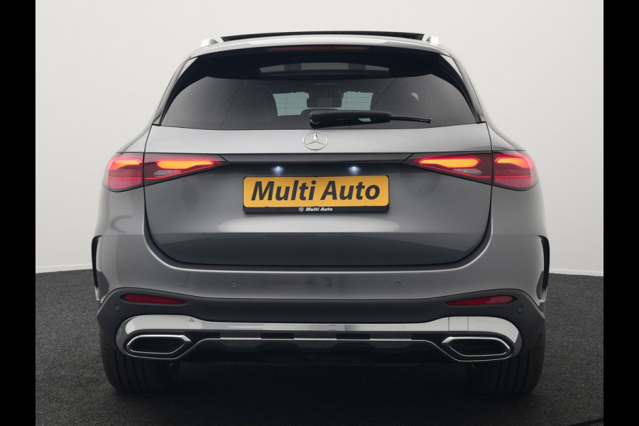 Mercedes-Benz GLC 300e 4MATIC AMG Line Plug In Hybrid 313pk PHEV | Luchtvering | Trekhaak af Fabriek | Panodak | Adaptive Cruise | 4 Wielbesturing | 360 Camera |  Lederen Sportstoelen Massage & Ventilatie |