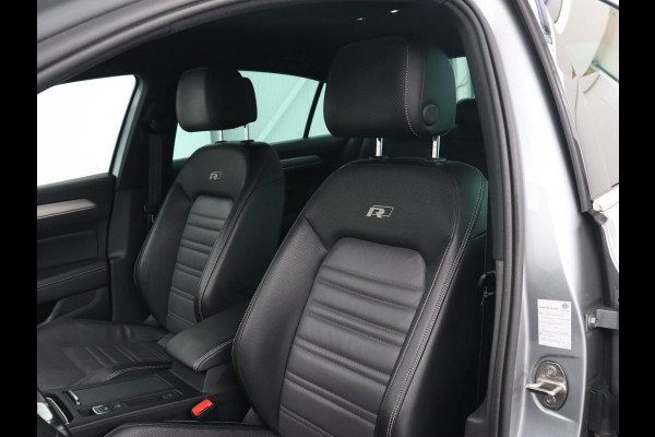 Volkswagen Passat 1.5 TSI R Line | Nappaleder | Stoelverwarming | Trekhaak | LED Plus | Adaptive cruise | Carplay | Virtual Cockpit | Navigatie | Climate control