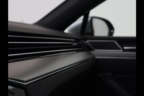 Volkswagen Passat 1.5 TSI R Line | Nappaleder | Stoelverwarming | Trekhaak | LED Plus | Adaptive cruise | Carplay | Virtual Cockpit | Navigatie | Climate control