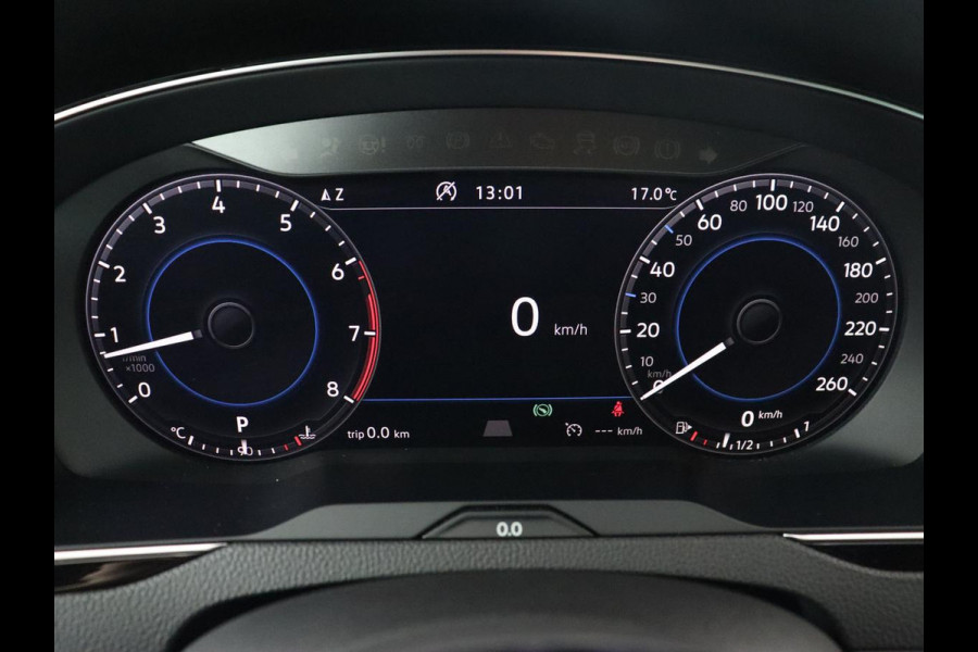 Volkswagen Passat 1.5 TSI R Line | Nappaleder | Stoelverwarming | Trekhaak | LED Plus | Adaptive cruise | Carplay | Virtual Cockpit | Navigatie | Climate control