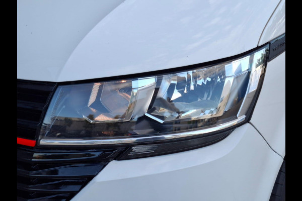 Volkswagen Transporter 2.0 TDI L2H1 30 DC VERLAAGD / SPOILERS IN KLEUR / AIRCO / CRUISE /  DUBBEL CABINE