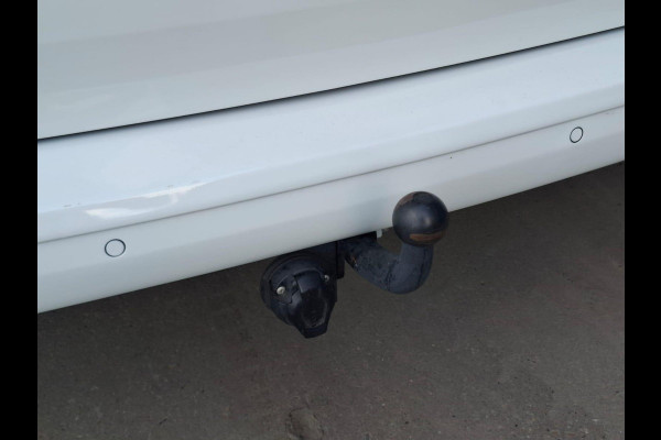 Volkswagen Transporter 2.0 TDI L2H1 30 DC VERLAAGD / SPOILERS IN KLEUR / AIRCO / CRUISE /  DUBBEL CABINE