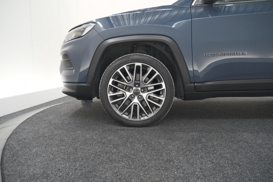 Jeep Compass 4xe 190 Plug-in Hybrid Electric Limited | Elektrisch Panoramadak | Camera | Adaptieve Cruise Control | Apple Carplay | Pack Winter
