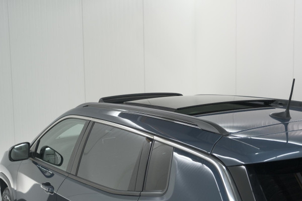 Jeep Compass 4xe 190 Plug-in Hybrid Electric Limited | Elektrisch Panoramadak | Camera | Adaptieve Cruise Control | Apple Carplay | Pack Winter