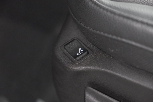 Jeep Compass 4xe 190 Plug-in Hybrid Electric Limited | Elektrisch Panoramadak | Camera | Adaptieve Cruise Control | Apple Carplay | Pack Winter