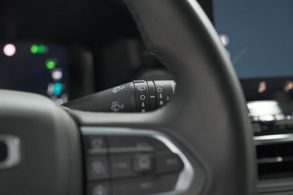 Jeep Compass 4xe 190 Plug-in Hybrid Electric Limited | Elektrisch Panoramadak | Camera | Adaptieve Cruise Control | Apple Carplay | Pack Winter