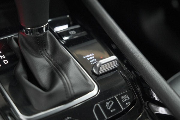 Jeep Compass 4xe 190 Plug-in Hybrid Electric Limited | Elektrisch Panoramadak | Camera | Adaptieve Cruise Control | Apple Carplay | Pack Winter