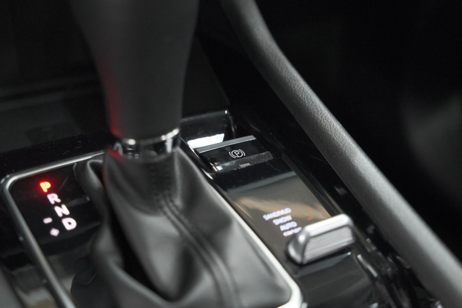 Jeep Compass 4xe 190 Plug-in Hybrid Electric Limited | Elektrisch Panoramadak | Camera | Adaptieve Cruise Control | Apple Carplay | Pack Winter