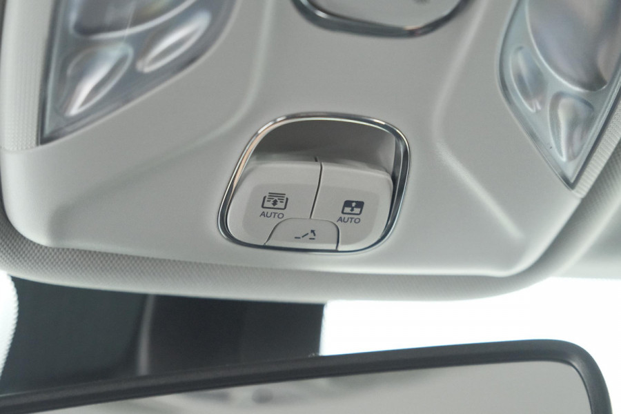 Jeep Compass 4xe 190 Plug-in Hybrid Electric Limited | Elektrisch Panoramadak | Camera | Adaptieve Cruise Control | Apple Carplay | Pack Winter