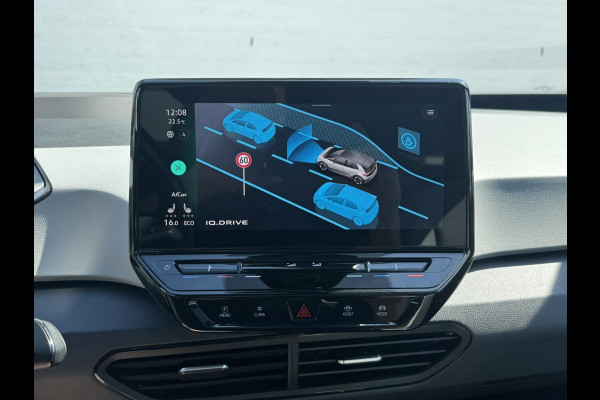 Volkswagen ID.3 First Max 58 kWh Panorama Trekhaak Camera Ergonomische stoelen Sfeer verlichting