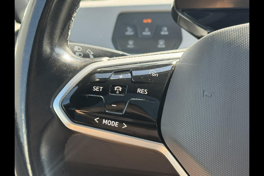 Volkswagen ID.3 First Max 58 kWh Panorama Trekhaak Camera Ergonomische stoelen Sfeer verlichting