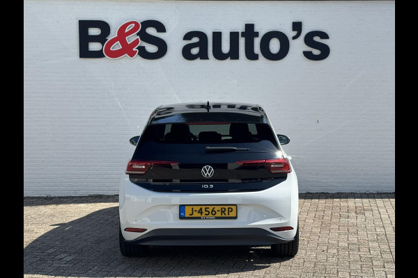 Volkswagen ID.3 First Max 58 kWh Panorama Trekhaak Camera Ergonomische stoelen Sfeer verlichting