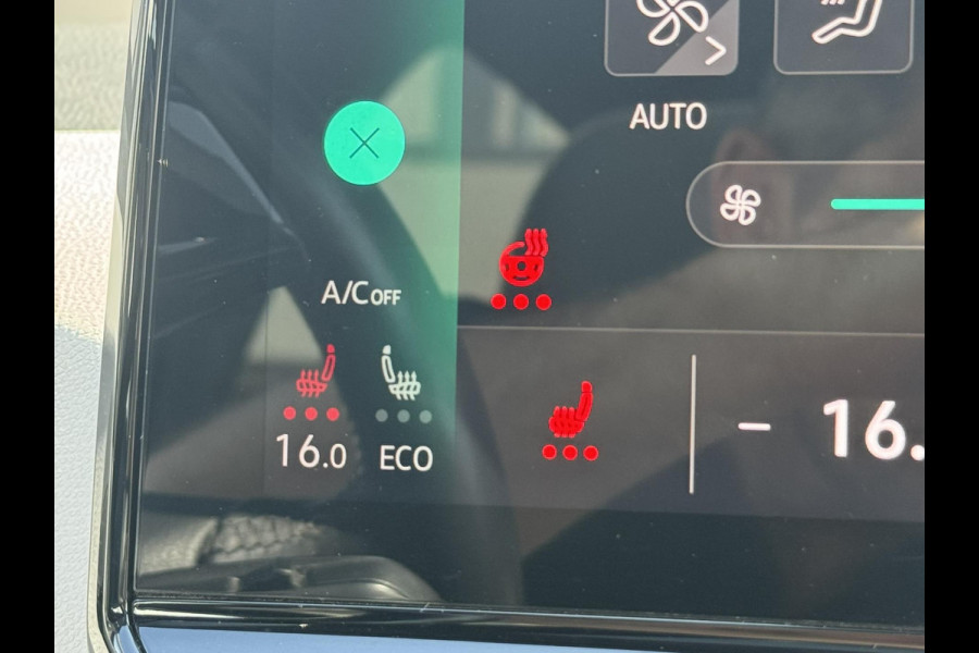 Volkswagen ID.3 First Max 58 kWh Panorama Trekhaak Camera Ergonomische stoelen Sfeer verlichting