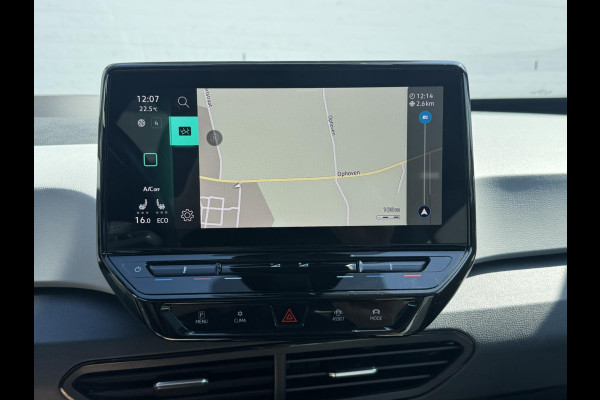 Volkswagen ID.3 First Max 58 kWh Panorama Trekhaak Camera Ergonomische stoelen Sfeer verlichting