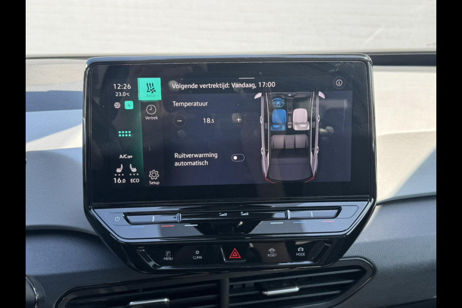 Volkswagen ID.3 First Max 58 kWh Panorama Trekhaak Camera Ergonomische stoelen Sfeer verlichting