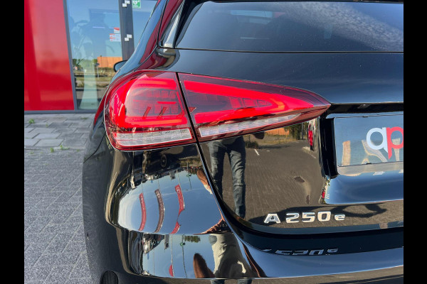Mercedes-Benz A-Klasse 250 e Business Solution AMG Limited