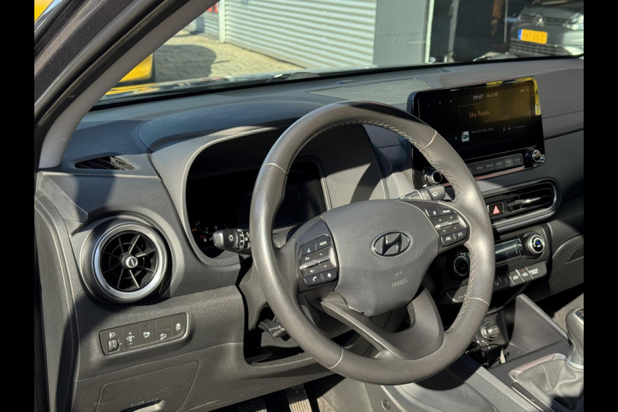 Hyundai Kona 1.0 T-GDI Edition 30 Hybride - Navigatie I Airco I LED I PDC / Camera I Sport velgen I Dealer onderhouden