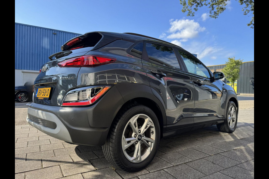 Hyundai Kona 1.0 T-GDI Edition 30 Hybride - Navigatie I Airco I LED I PDC / Camera I Sport velgen I Dealer onderhouden