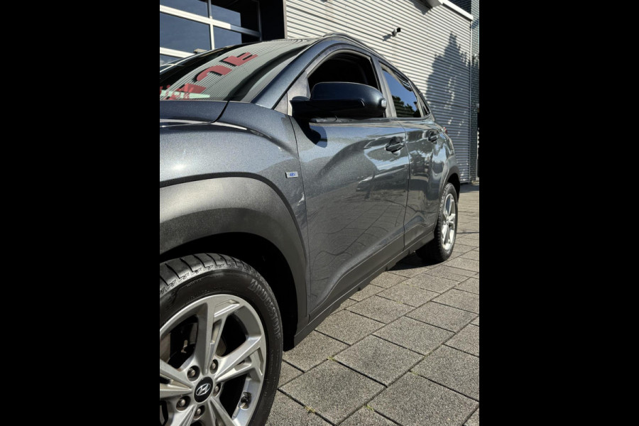 Hyundai Kona 1.0 T-GDI Edition 30 Hybride - Navigatie I Airco I LED I PDC / Camera I Sport velgen I Dealer onderhouden