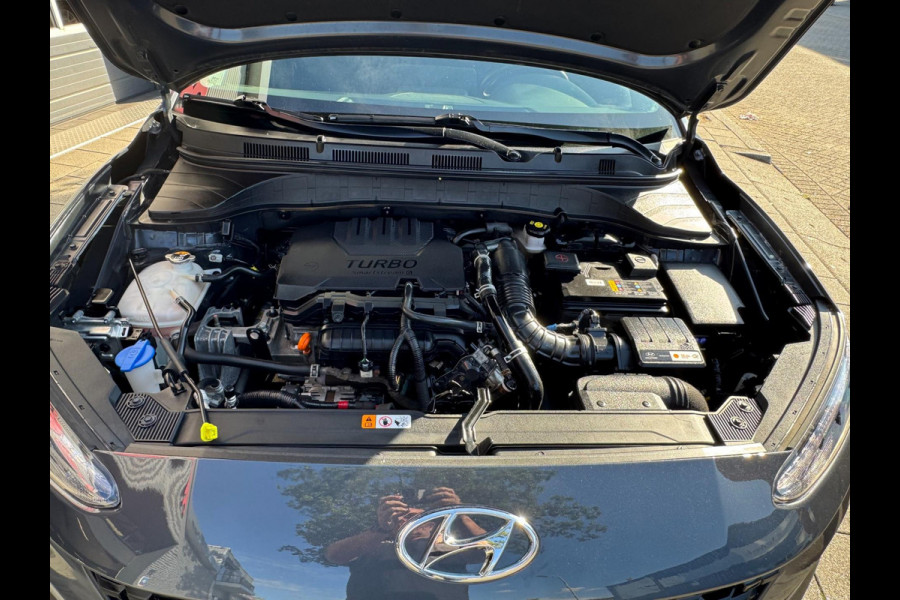 Hyundai Kona 1.0 T-GDI Edition 30 Hybride - Navigatie I Airco I LED I PDC / Camera I Sport velgen I Dealer onderhouden