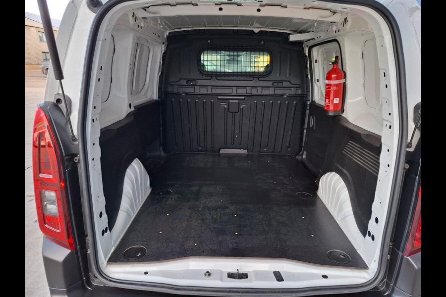 Opel Combo 1.5D L1H1 Edition AIRCO / CRUISE CONTROLE / NAVI / EURO 6