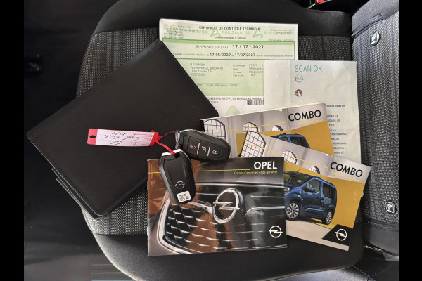 Opel Combo Tour 1.2 Turbo L1H1 5p Edition Automaat Head up Camera Cruise Clima Carplay