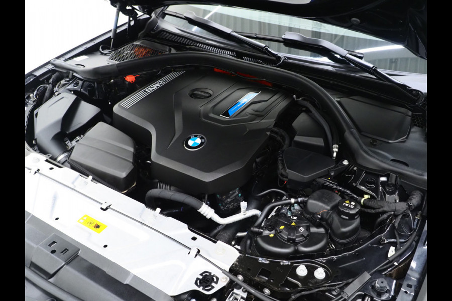 BMW 3 Serie Touring 320e LCI Shadow Line | Widescreen | Carplay | Cruise | DAB | PDC | LED