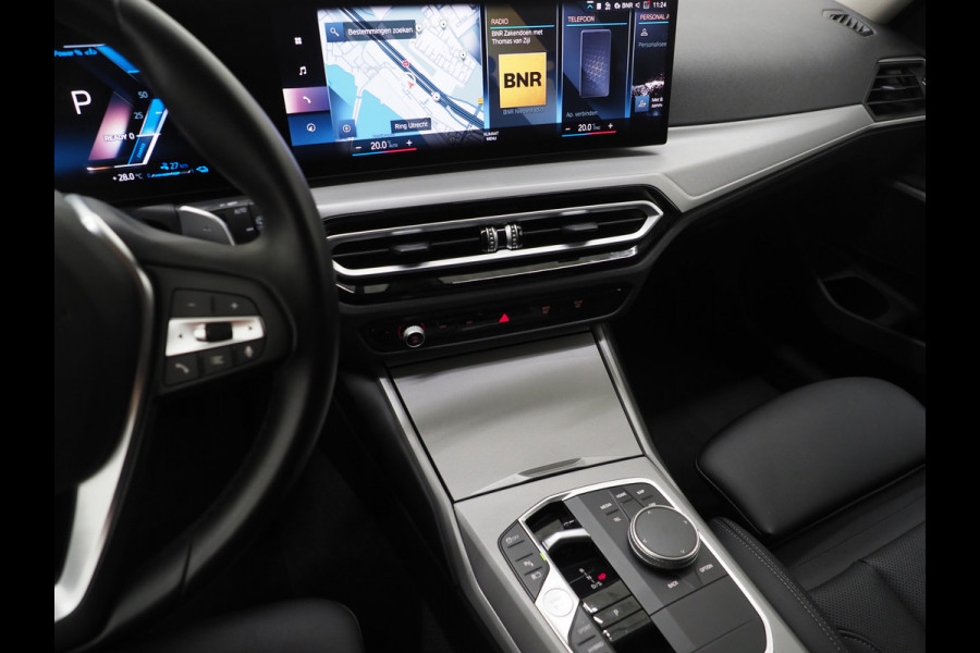 BMW 3 Serie Touring 320e LCI Shadow Line | Widescreen | Carplay | Cruise | DAB | PDC | LED