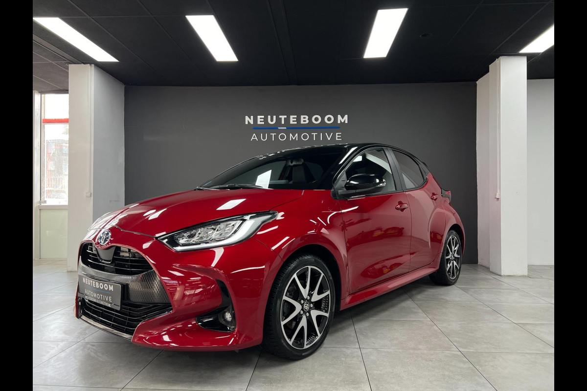 Toyota Yaris 1.5 Hybrid Bi-Tone| Head-up | PDC | Cam| Cruise Toyota Yaris 1.5 Hybrid Bi-Tone| Head-up | PDC | Cam| Cruise