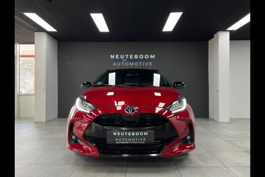Toyota Yaris 1.5 Hybrid Bi-Tone| Head-up | PDC | Cam| Cruise