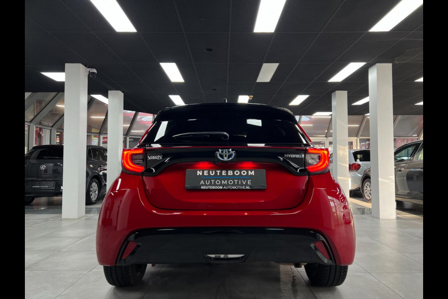Toyota Yaris 1.5 Hybrid Bi-Tone| Head-up | PDC | Cam| Cruise