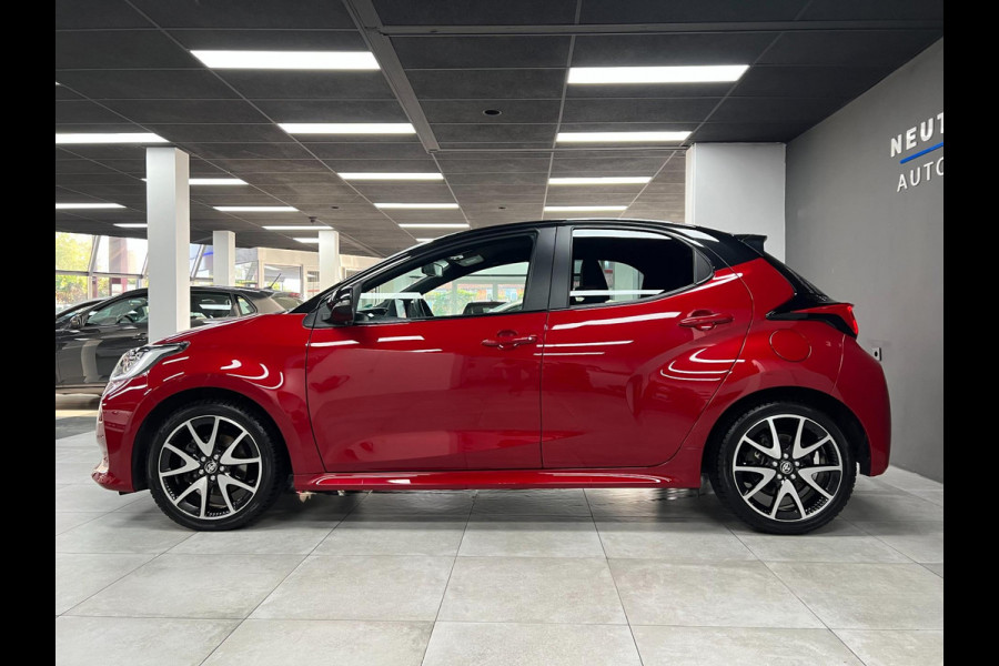 Toyota Yaris 1.5 Hybrid Bi-Tone| Head-up | PDC | Cam| Cruise