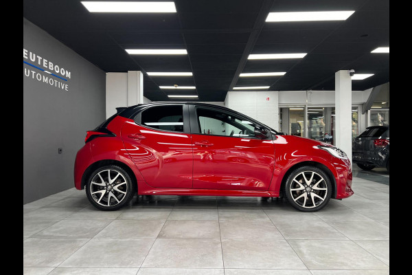 Toyota Yaris 1.5 Hybrid Bi-Tone| Head-up | PDC | Cam| Cruise