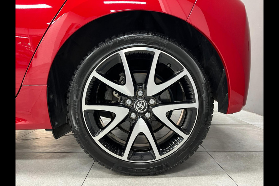 Toyota Yaris 1.5 Hybrid Bi-Tone| Head-up | PDC | Cam| Cruise