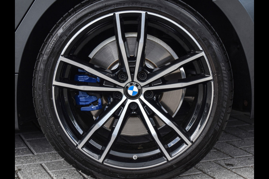 BMW 3 Serie Touring M340i xDrive BUSINESS EDITION PLUS | M-SPORT | SHADOW-LINE | PANORAMADAK | FULL-LED | M-SPORT BRAKE | SPORT DIFFERNTIAL